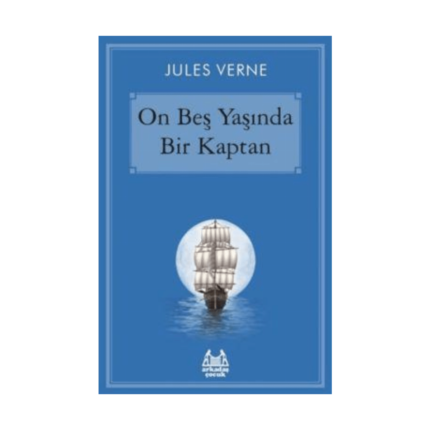 On Beş Yaşında Bir Kaptan Çocuk Klasik