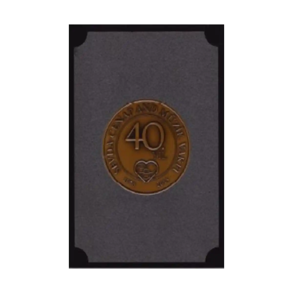 cd789-sevda-cenap-and-muzik-vakfi-40-yil-kitabi-1-1.webp Sevda - Cenap And Müzik Vakfı 40.Yıl Kitabı - Görsel 1