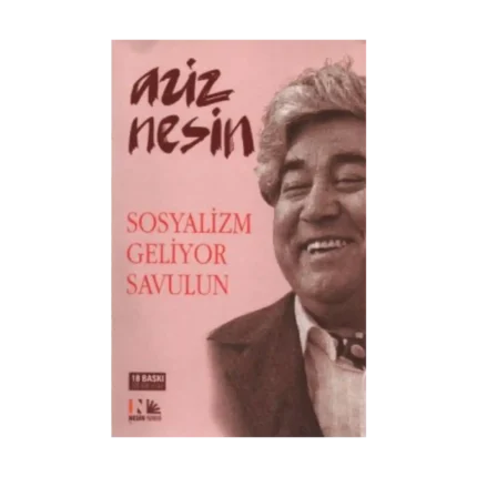 Sosyalizm Geliyor Savulun